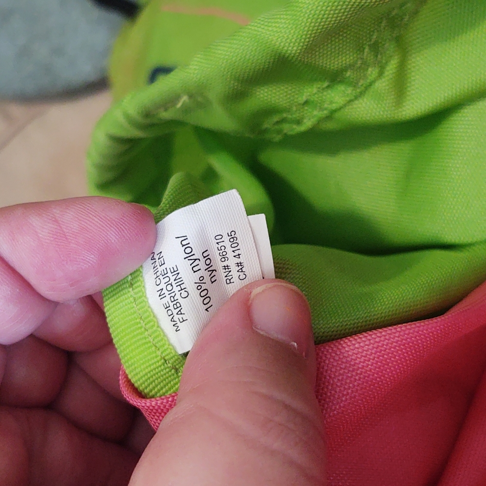 Under Armour Neon Reversable Drawstring Backpack - Picture 10 of 11